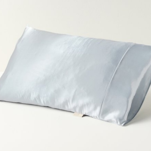100% Silk Pillowcase in Misty Blue